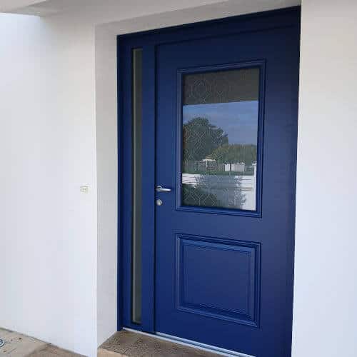 porte aluminium clair de baie