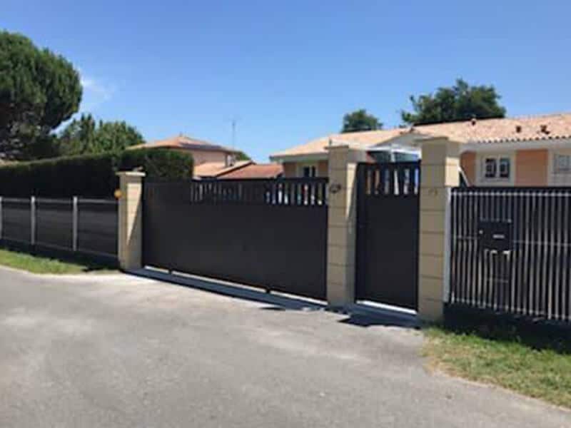 portail-alu-contemporain-coulissant