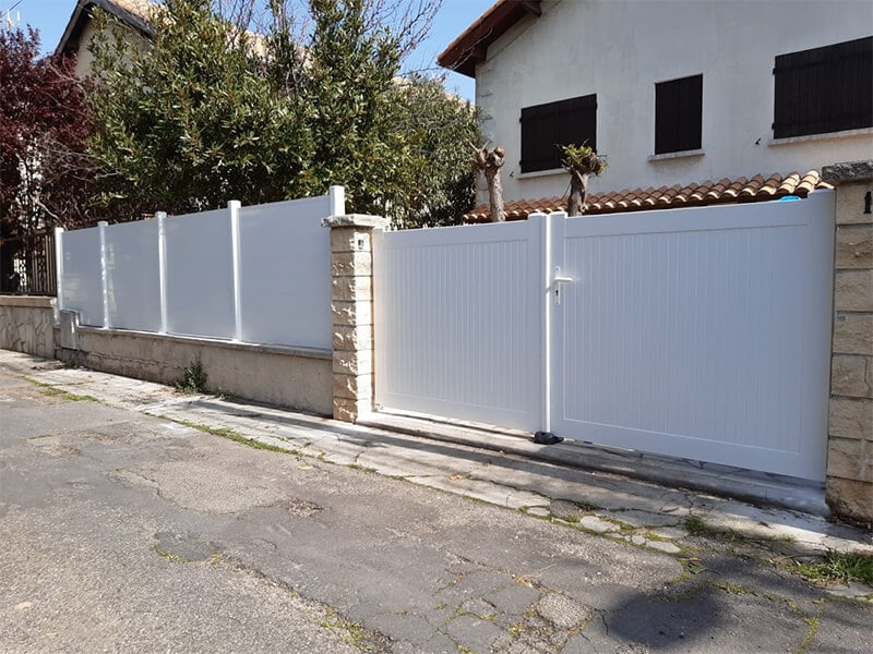portail-cloture-pvc-1