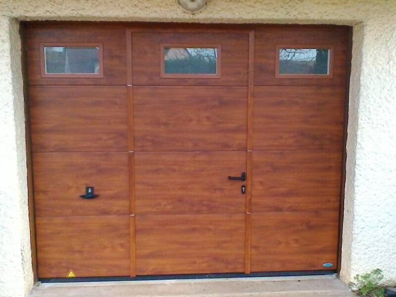 porte-de-garage-sectionnelle-1