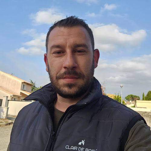 uc_stacked_images_elementor_3ca409467_item1